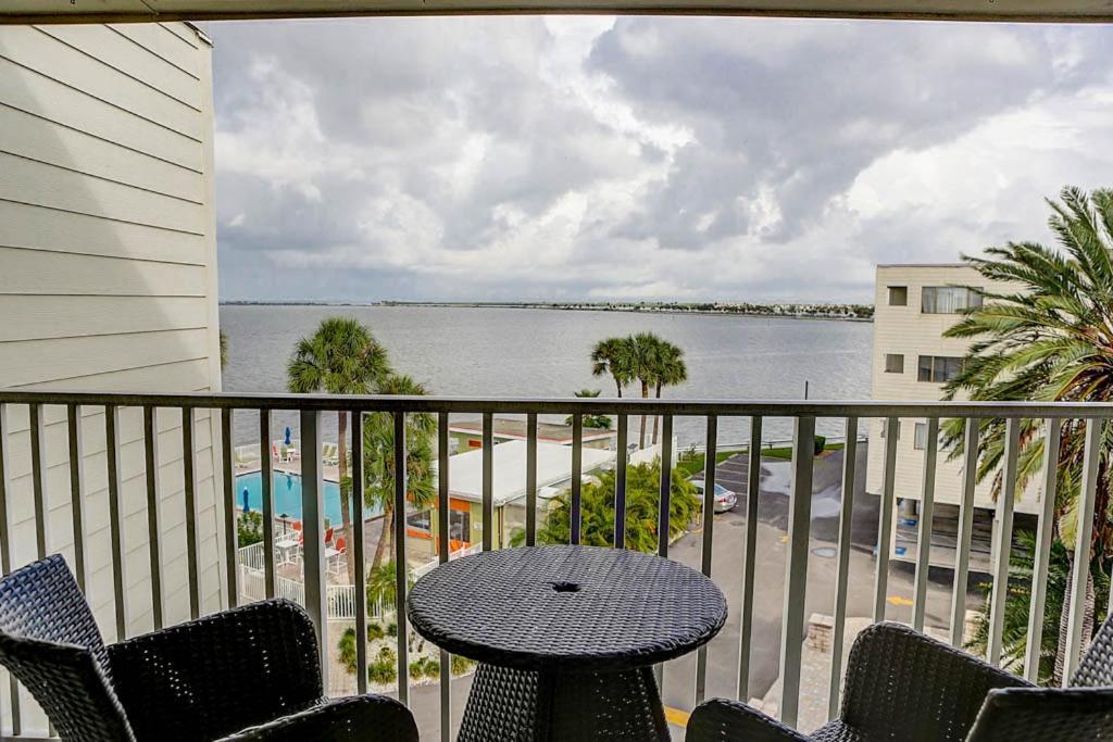410-Gorgeous Views, Waterfront, Wifi, Pool And Close To Bucs Stadium Tampa Exterior foto